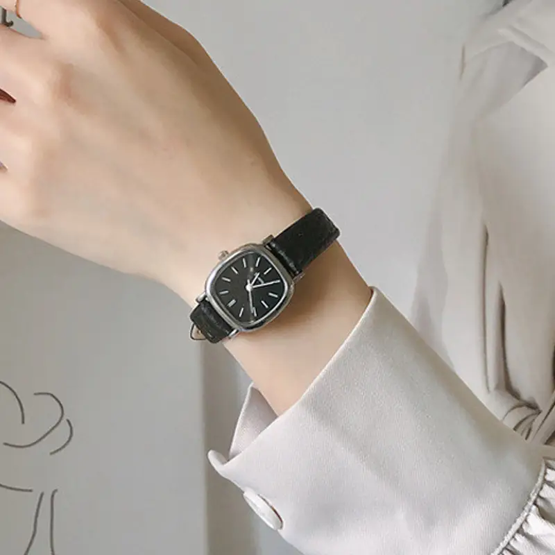 Women's Watch Girls Niche High-end Sense Steel Band Casual Fashion Women's Watch Women's Student Bracelet Watch
