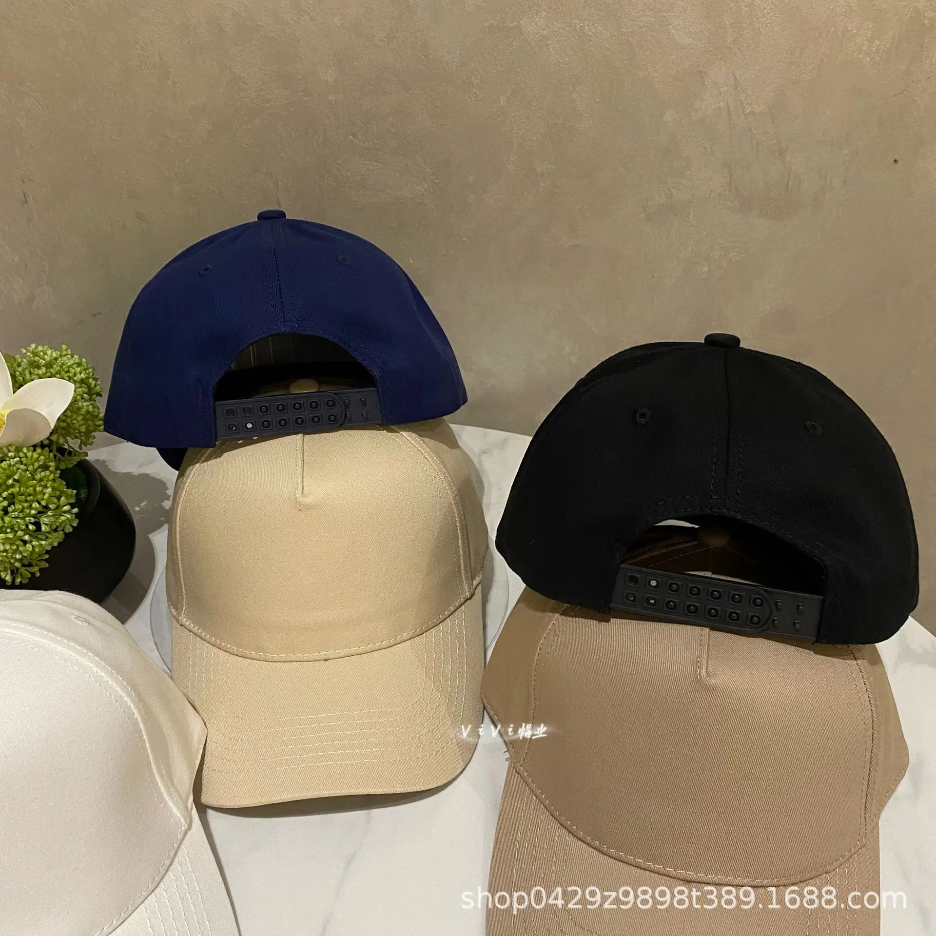 Black Hip Hop Baseball Cap for Men Women — feature 4