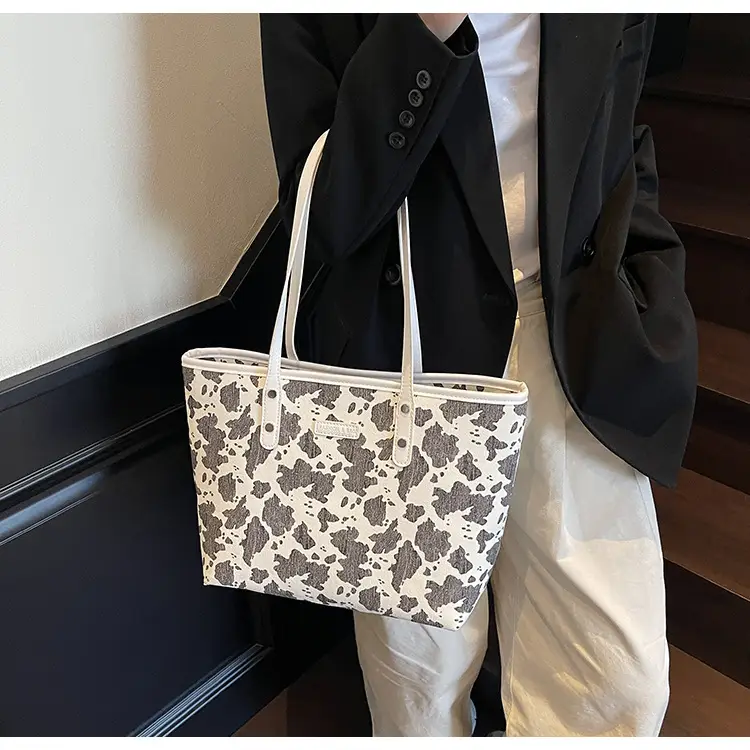 Women Leopard Print Canvas Shoulder Bag 2025 — feature 19