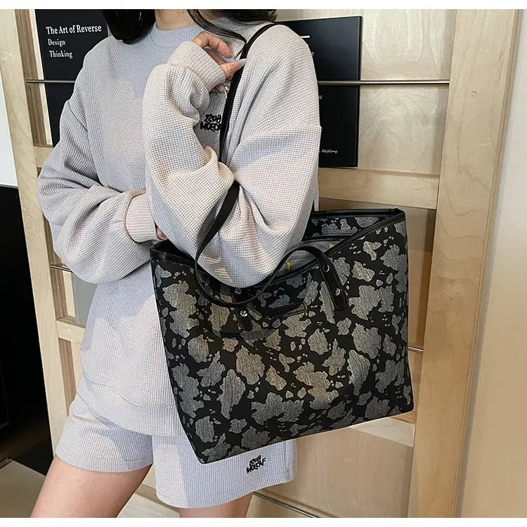 Women Leopard Print Canvas Shoulder Bag 2025 — feature 29