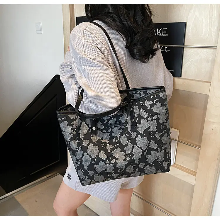 Women Leopard Print Canvas Shoulder Bag 2025 — feature 31