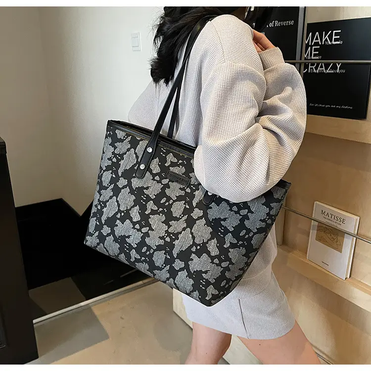 Women Leopard Print Canvas Shoulder Bag 2025 — feature 32