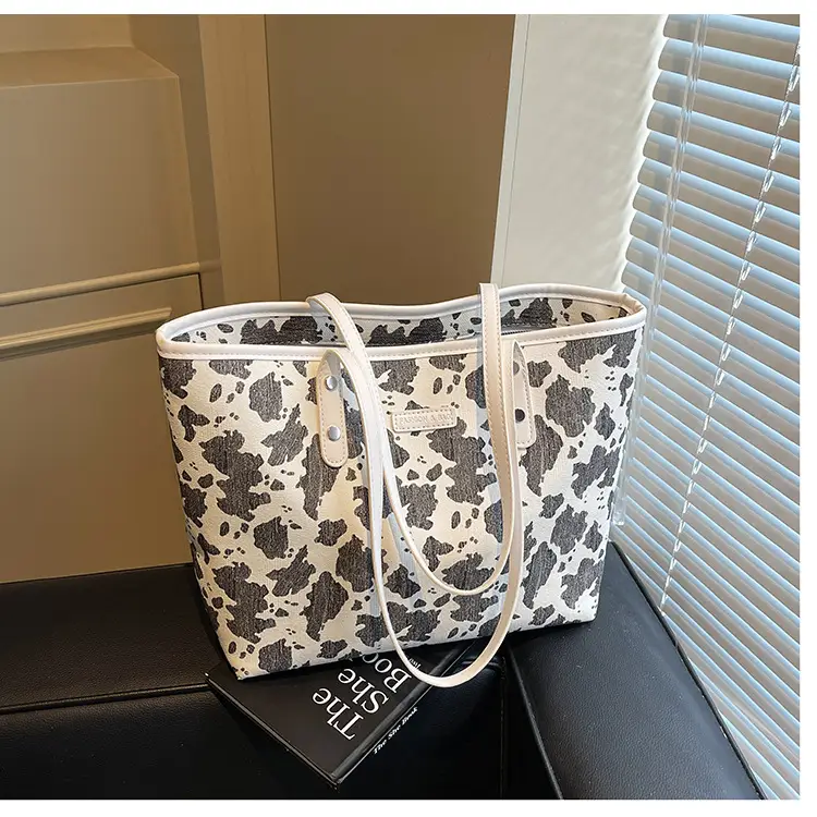 Women Leopard Print Canvas Shoulder Bag 2025 — feature 39