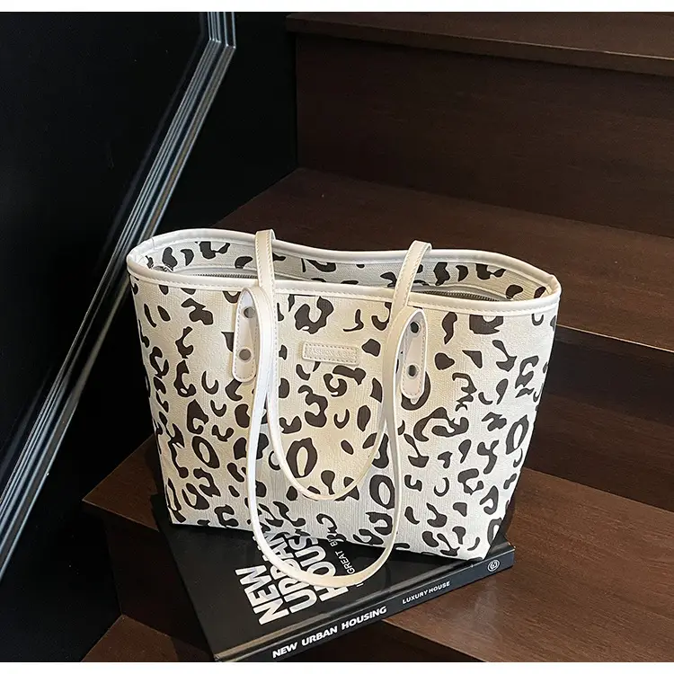 Women Leopard Print Canvas Shoulder Bag 2025 — feature 41