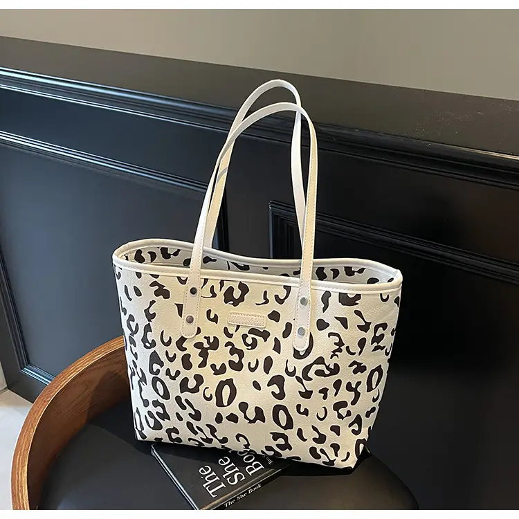 Women Leopard Print Canvas Shoulder Bag 2025 — feature 42