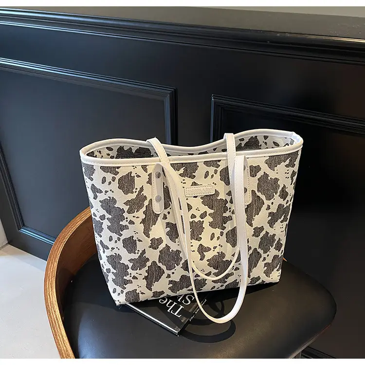 Women Leopard Print Canvas Shoulder Bag 2025 — feature 44