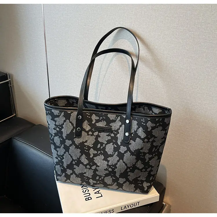 Women Leopard Print Canvas Shoulder Bag 2025 — feature 46