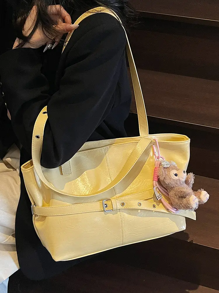 Women's Yellow Leather Shoulder Bag with Teddy Bear - Image 11