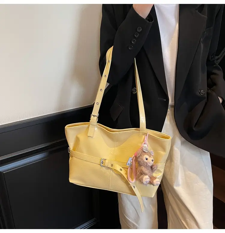 Women's Yellow Leather Shoulder Bag with Teddy Bear — feature 25