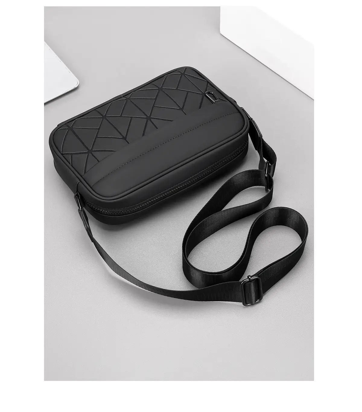 Men Waterproof Leather Crossbody Bag Large Capacity — feature 23