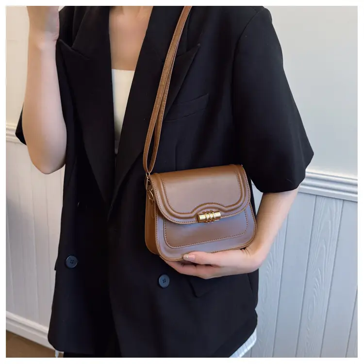 Brown Leather Crossbody Bag for Women 2025 — feature 10