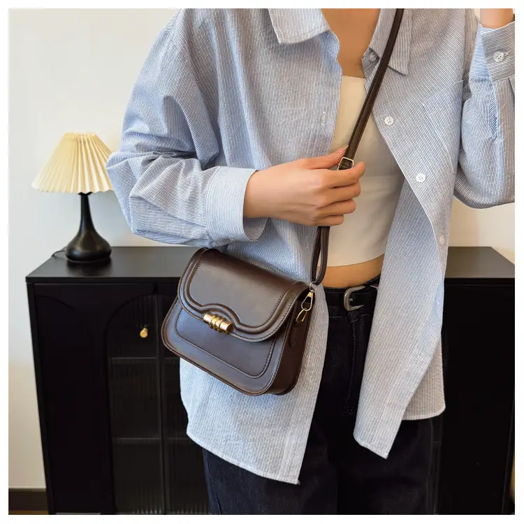 Brown Leather Crossbody Bag for Women 2025 — feature 17