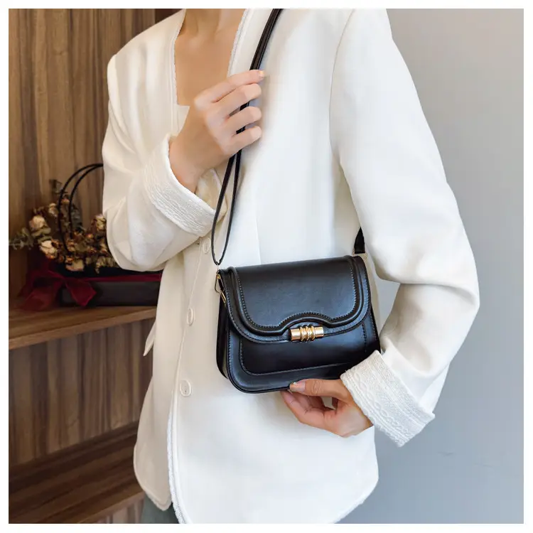 Brown Leather Crossbody Bag for Women 2025 — feature 19