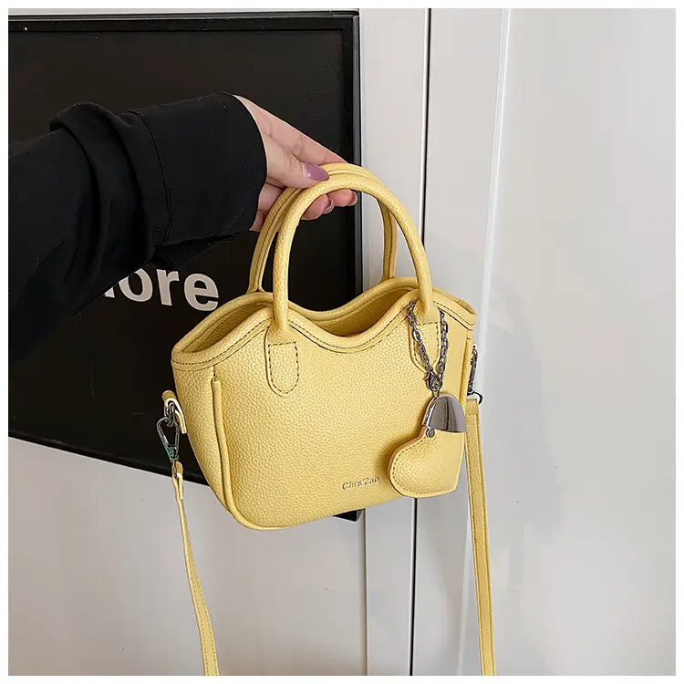 Women's White Leather Bucket Bag 2025 Summer Fashion — feature 25