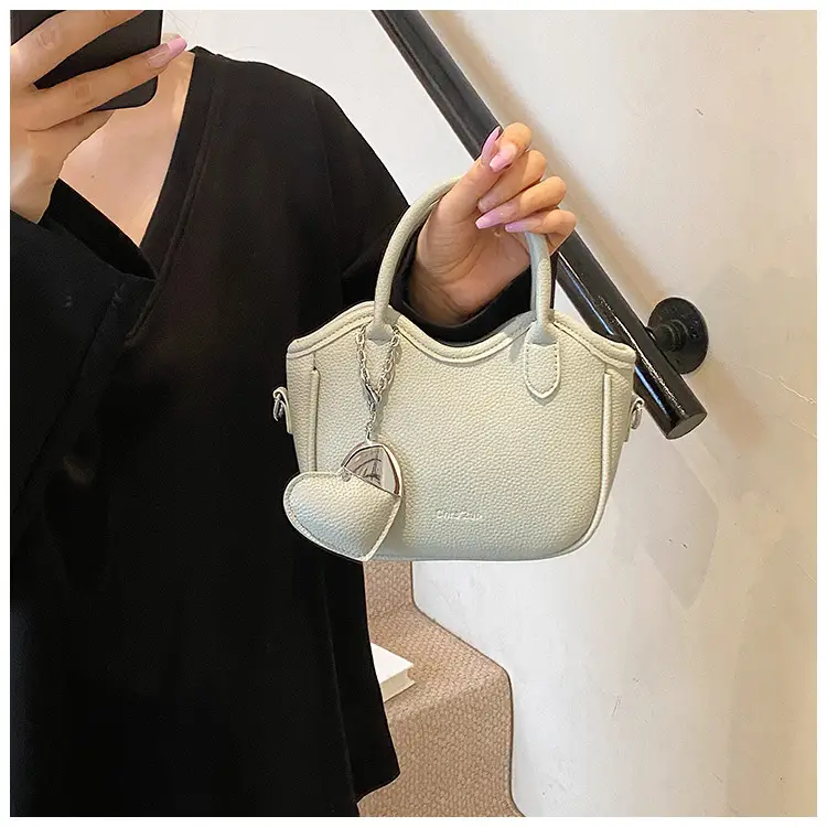 Women's White Leather Bucket Bag 2025 Summer Fashion — feature 27