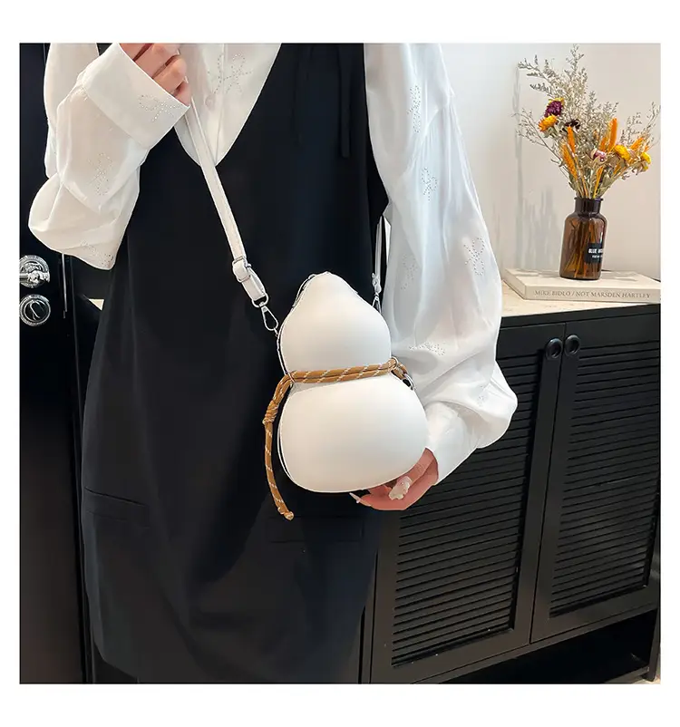 Cross-Border Wine Gourd Bag Niche Design Texture Shoulder Bag — feature 17