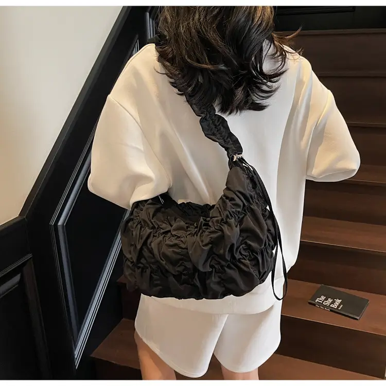 Trendy Pleated Shoulder Bag Women 2025 New Style — feature 17