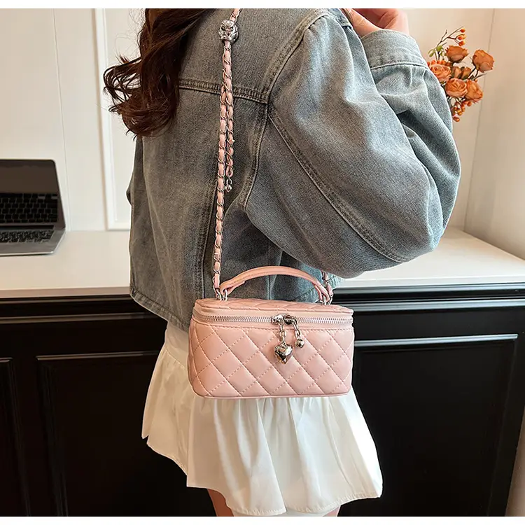 Silver Quilted Square Handbag for Women 2025 — feature 17