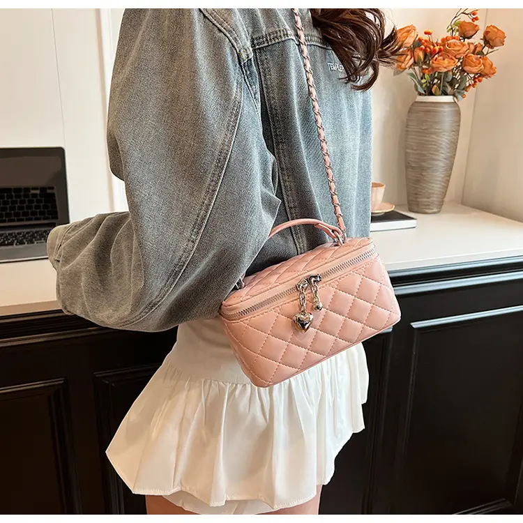 Silver Quilted Square Handbag for Women 2025 — feature 18