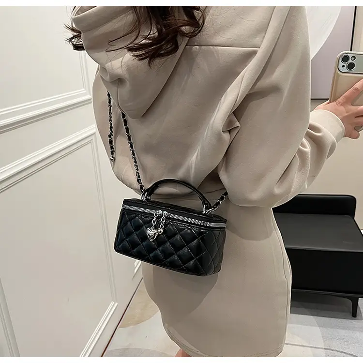 Silver Quilted Square Handbag for Women 2025 — feature 27