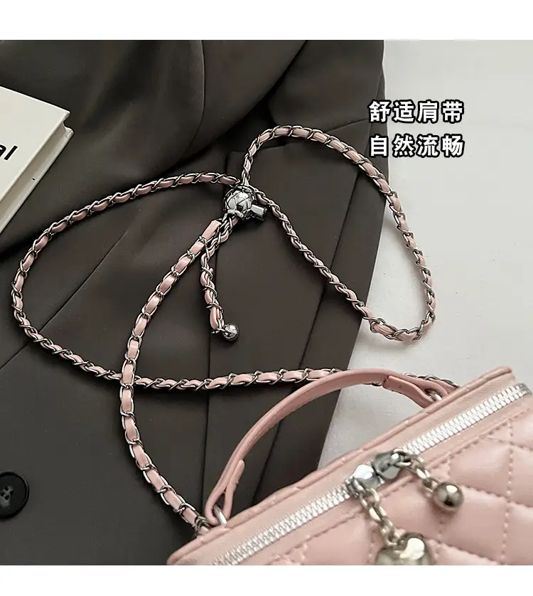 Silver Quilted Square Handbag for Women 2025 — feature 3
