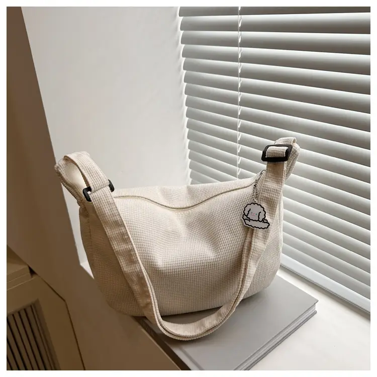 Green Japanese Literary Large-Capacity Crossbody Bag for Women — feature 25