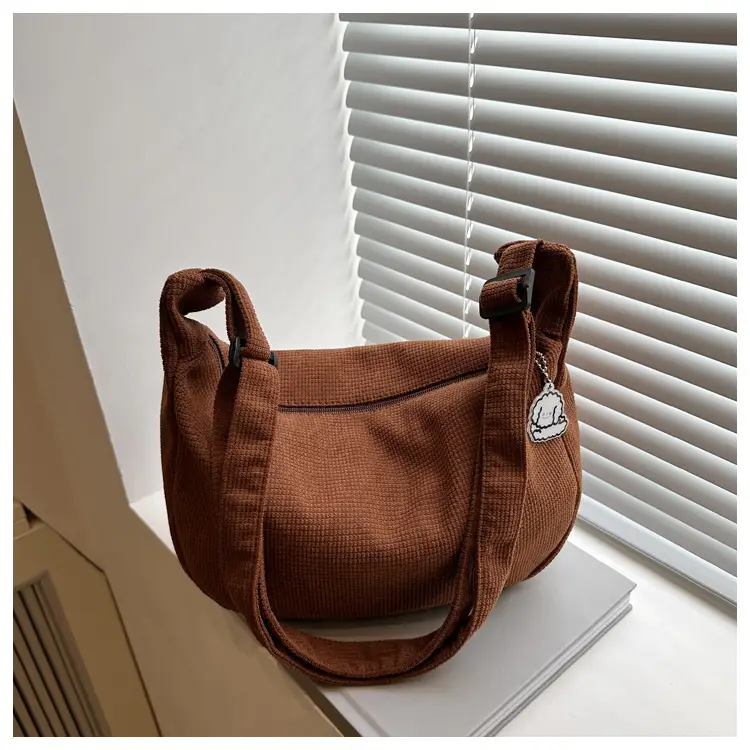 Green Japanese Literary Large-Capacity Crossbody Bag for Women - Image 8
