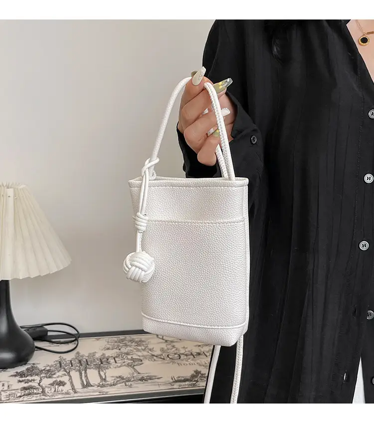 Pink PU Leather Shoulder Bag for Women — feature 2