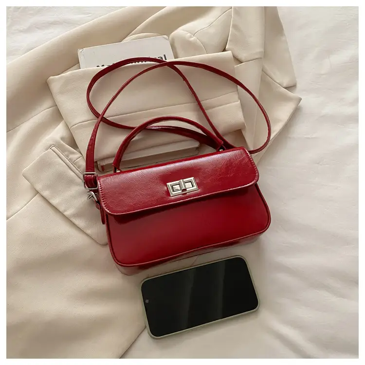 Red Square Crossbody Bag for Women 2026 — feature 10