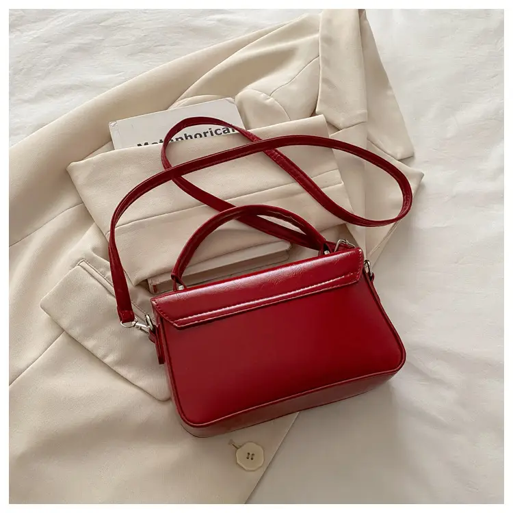 Red Square Crossbody Bag for Women 2026 — feature 11