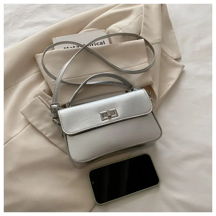 Red Square Crossbody Bag for Women 2026 — feature 22