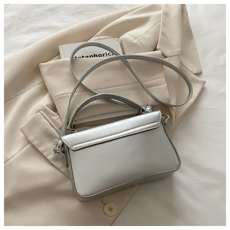 Red Square Crossbody Bag for Women 2026 — feature 23