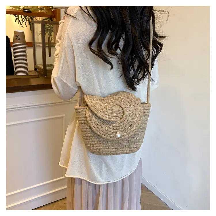 Women's Pearl Pearl Flip Bucket Bag 2025 — feature 19