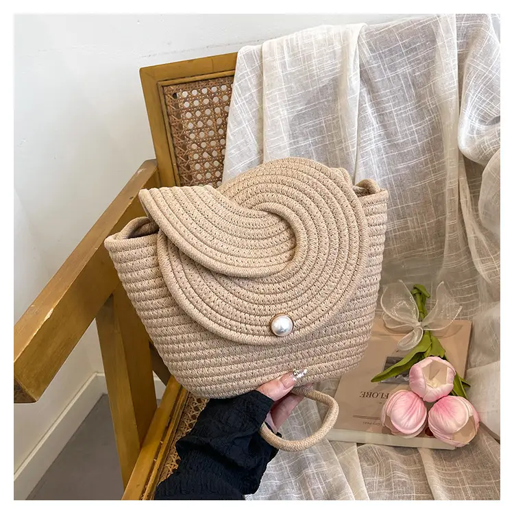 Women's Pearl Pearl Flip Bucket Bag 2025 — feature 24