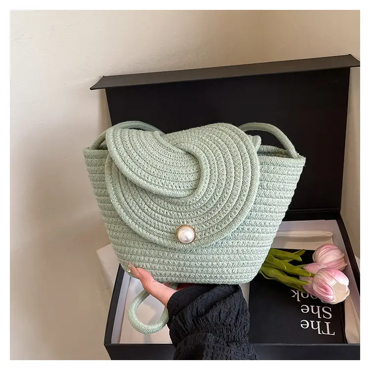 Women's Pearl Pearl Flip Bucket Bag 2025 — feature 32