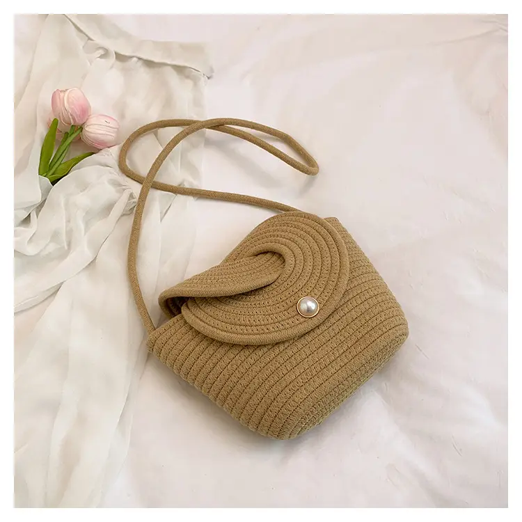 Women's Pearl Pearl Flip Bucket Bag 2025 — feature 37