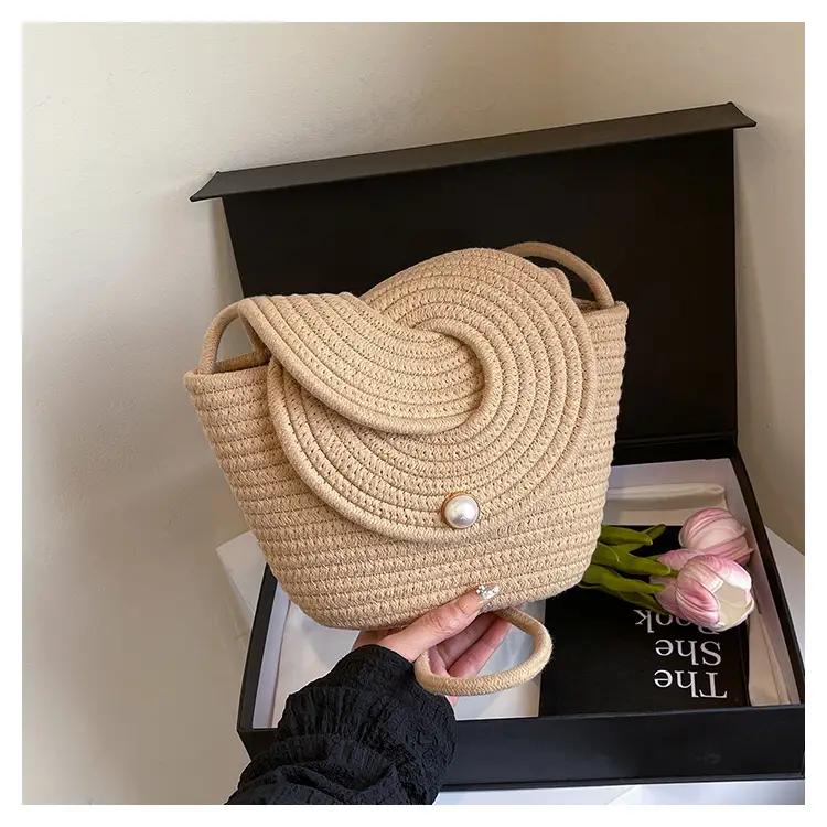 Women's Pearl Pearl Flip Bucket Bag 2025 — feature 42