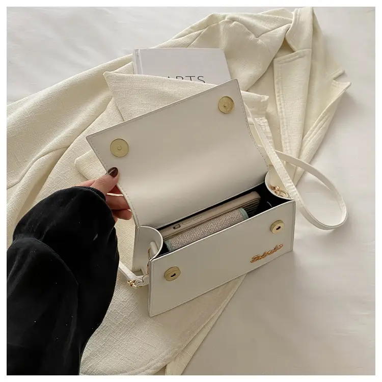White French Fashion Crossbody Bag for Women 2025 — feature 13