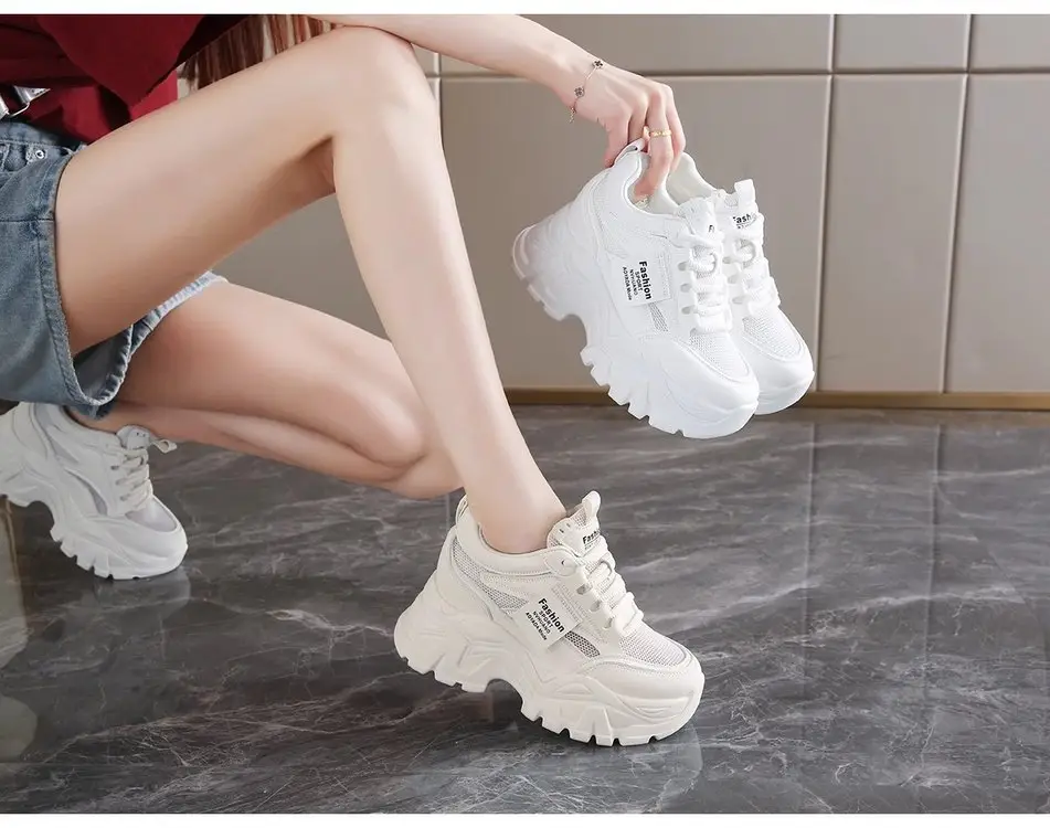 Dad's Shoes Women's 2025 New Summer Mesh Breathable Thin Inner Heightening White Shoes Thick-Soled Sports Shoes Hot Style — feature 1