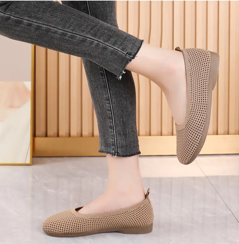 Old Beijing Cloth Shoes Work Shoes Women's Soft Sole Comfortable Work Flat Shoes Flying Woven Breathable Summer Hollow Mesh Sandals — feature 15