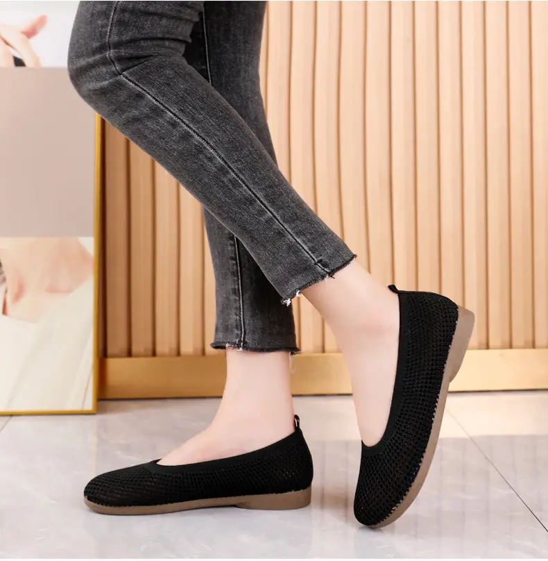 Old Beijing Cloth Shoes Work Shoes Women's Soft Sole Comfortable Work Flat Shoes Flying Woven Breathable Summer Hollow Mesh Sandals — feature 19