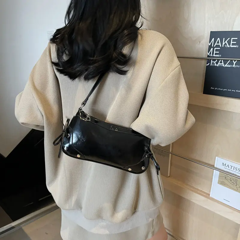 Silver Crossbody Bag for Women 2025 New Niche Commuter - Image 7