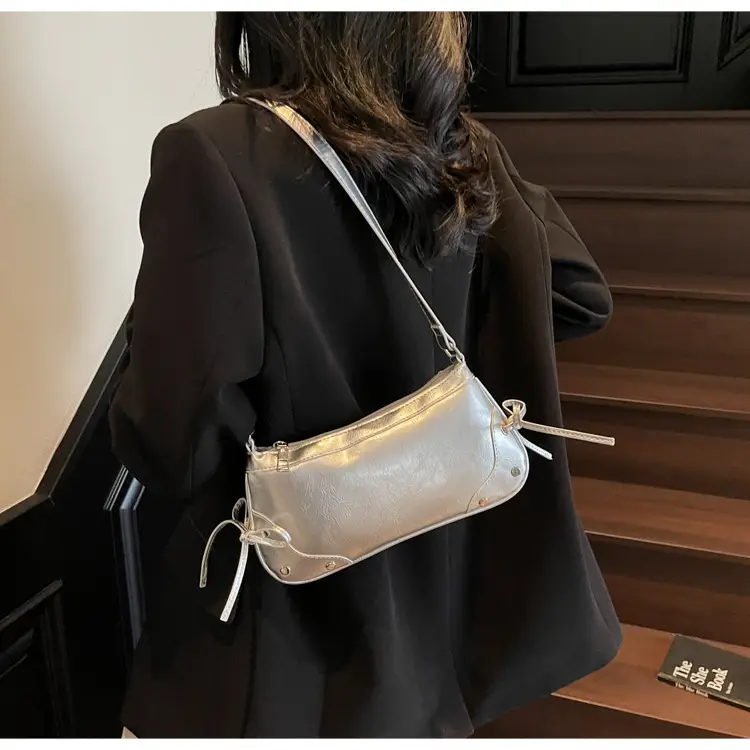 Silver Crossbody Bag for Women 2025 New Niche Commuter — feature 17