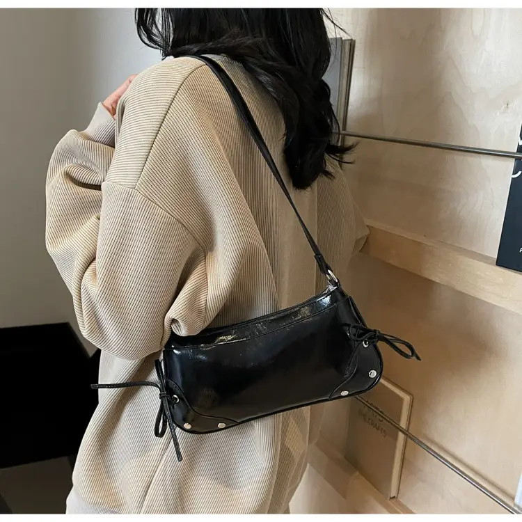 Silver Crossbody Bag for Women 2025 New Niche Commuter — feature 28