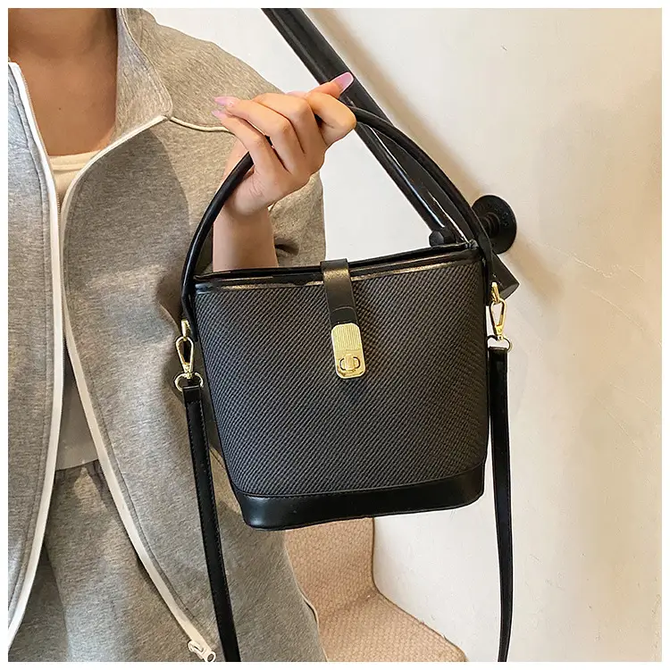 Women's Beige Mesh Crossbody Bag with Leather Strap — feature 18