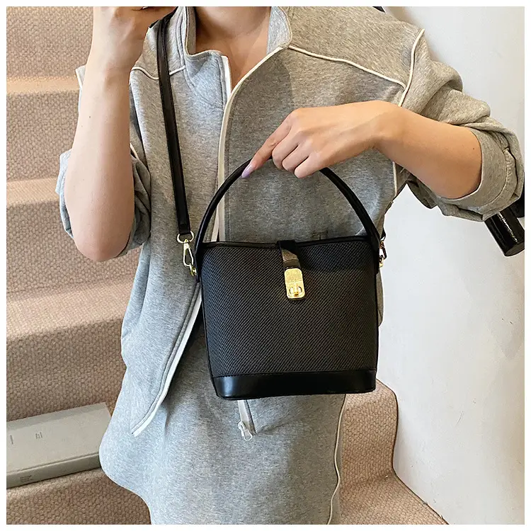 Women's Beige Mesh Crossbody Bag with Leather Strap — feature 20