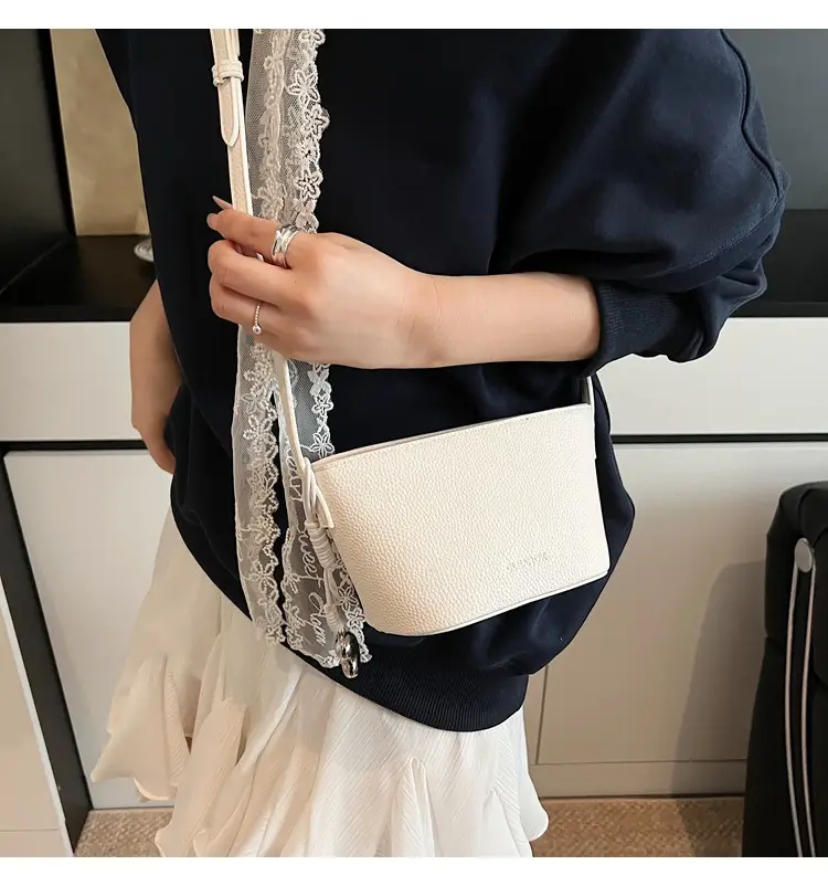 Women's Summer Shoulder Messenger Bag Beige Textured 2025 — feature 17