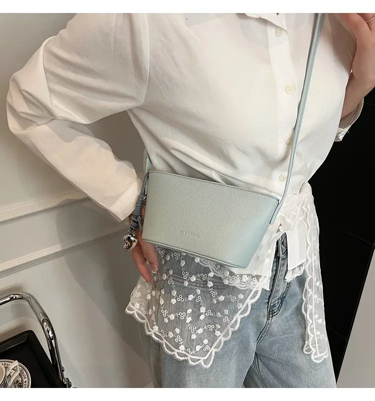 Women's Summer Shoulder Messenger Bag Beige Textured 2025 — feature 21