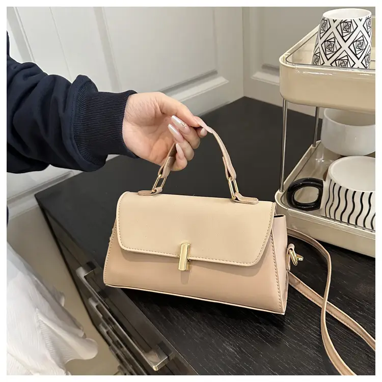 Black Textured Shoulder Bag for Women 2025 — feature 17