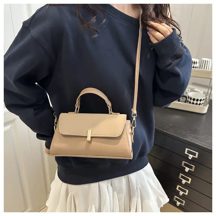 Black Textured Shoulder Bag for Women 2025 — feature 19